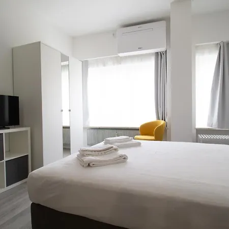 Ermes Di Colloredo 34 C