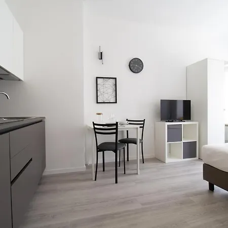 Ermes Di Colloredo 34 C Apartman